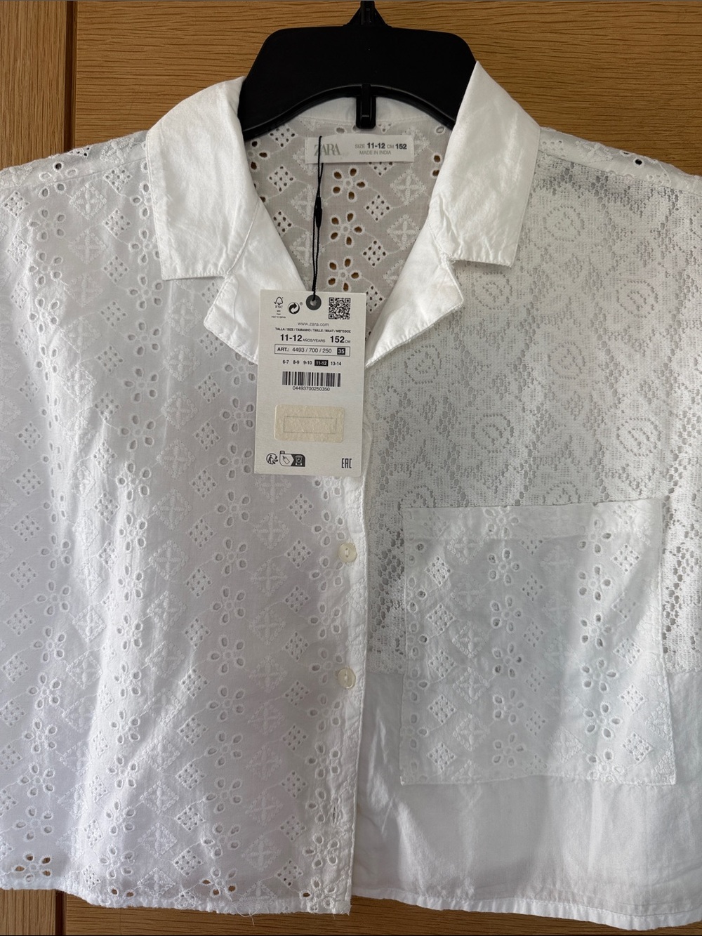 Zara White Eyelet Cotton Short-Sleeve Button-Down Shirt